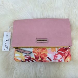 Simply Noelle Clutch